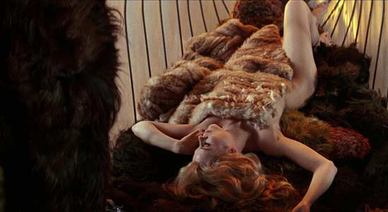 Barbarella-1968-Jane-Fonda-fur-sex